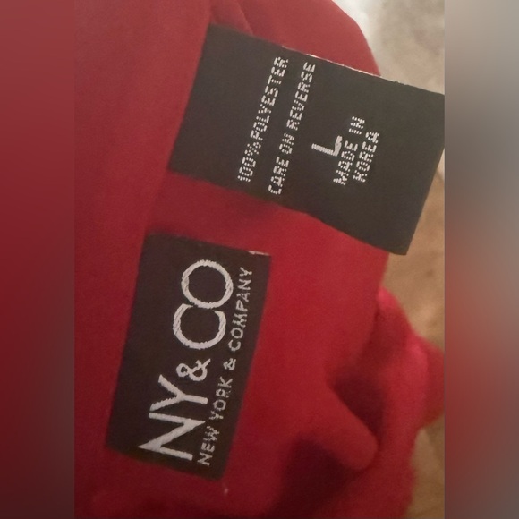 NY & Co Red Button Front Blouse Medium Long Sleeve Career Work Shirt - Picture 4 of 7